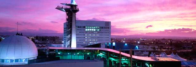 Academia Carfax atardecer